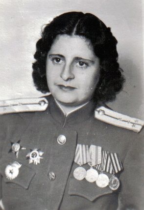 Евгения Борисовна Шнайдер